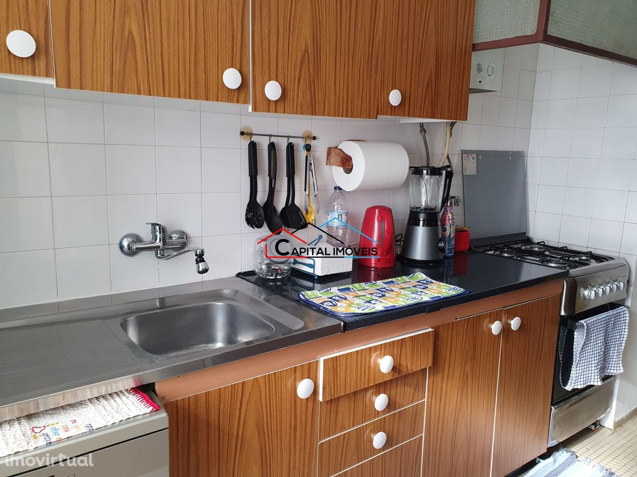 Apartamento T2 renovado - Vale da Amoreira  (AF)