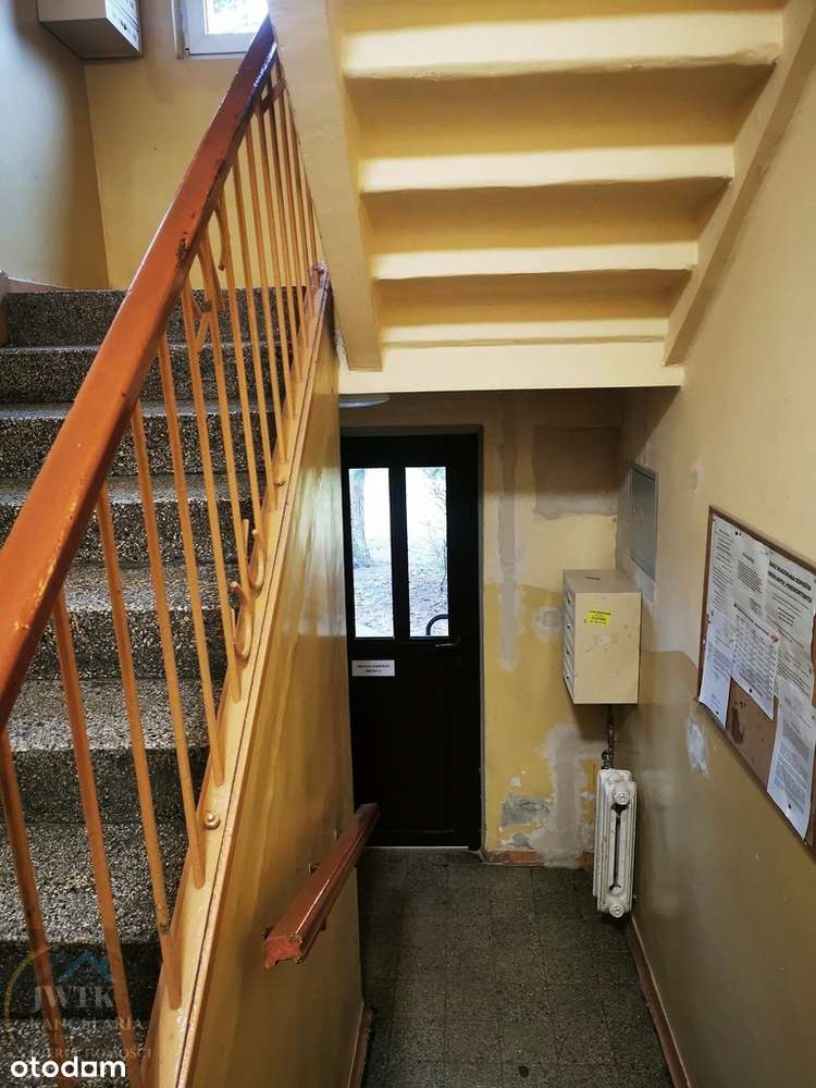 Na sprzedaż 2-pokojowe mieszkanie z balkonem-9