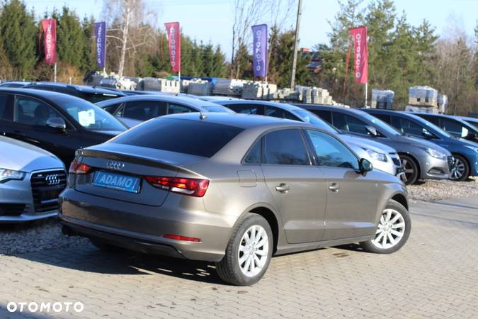 Audi A3 1.8 TFSI Attraction S tronic - 5