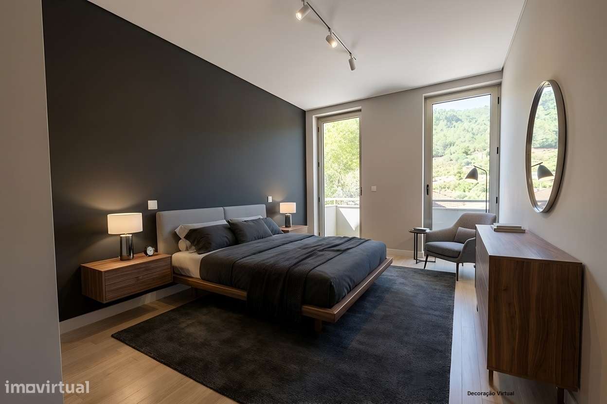 Moradia T4, com 3 pisos, com licença p/ comércio em Baião. - Grande imagem: 4/46