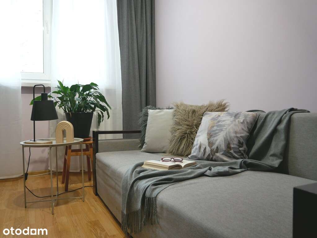 Dwupokojowe mieszkanie w centrum miasta Tychy-0