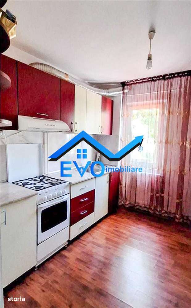 Apartament cu 2 camere, prima inchiriere, zona Podu Ros - Imagine principală: 5/8