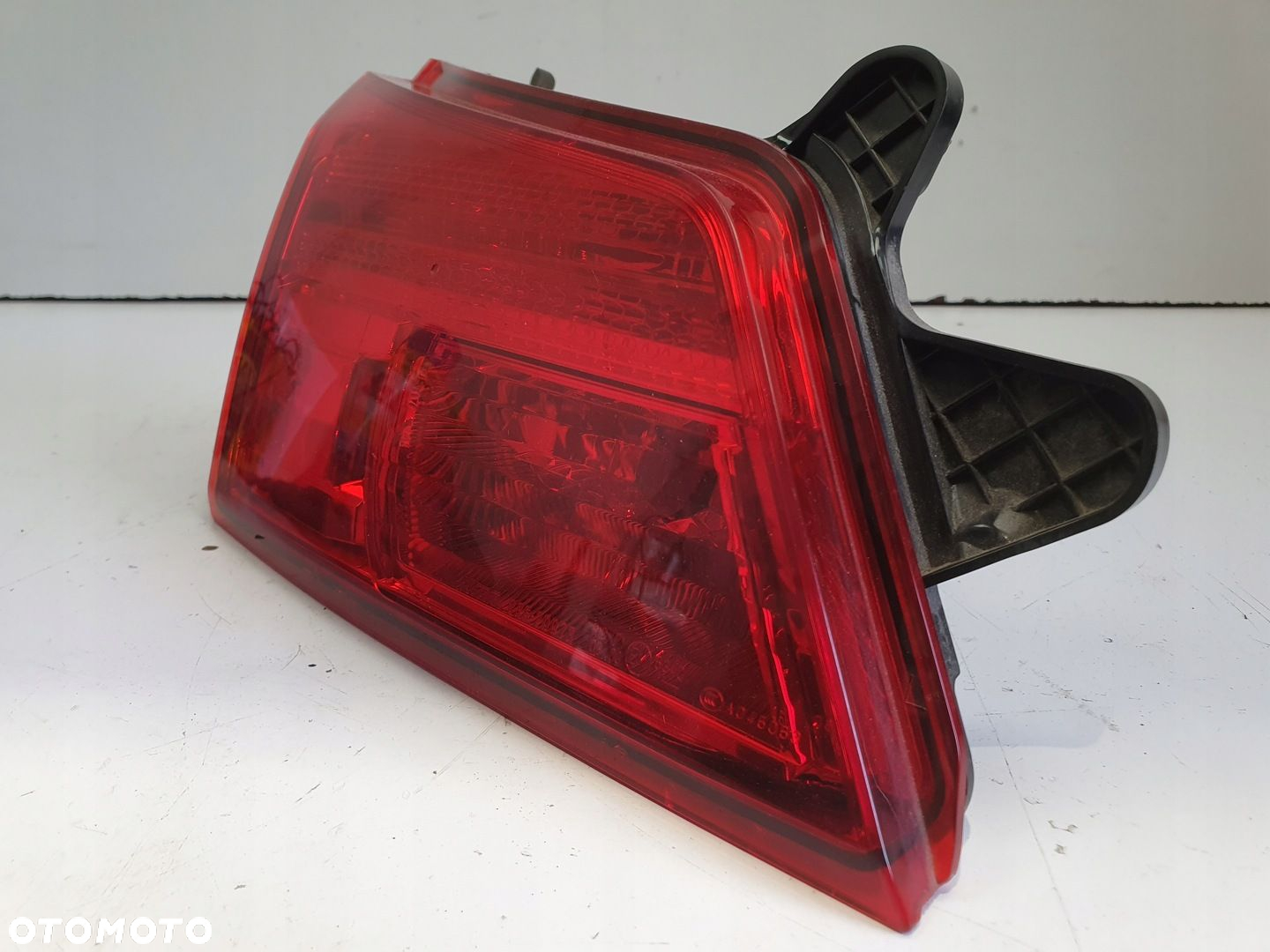 Subaru Legacy V kombi TYLNA LAMPA LEWA lewy tył kierowcy w klapę - 3