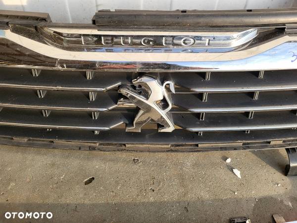 Grill Atrapa zderzaka przód Peugeot 308 T9 GT LINE - 4