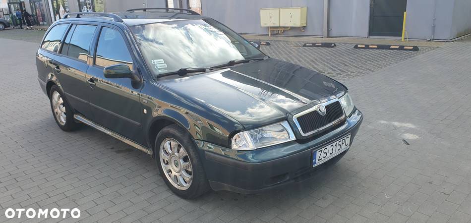 Skoda Octavia 1.6 Elegance - 2