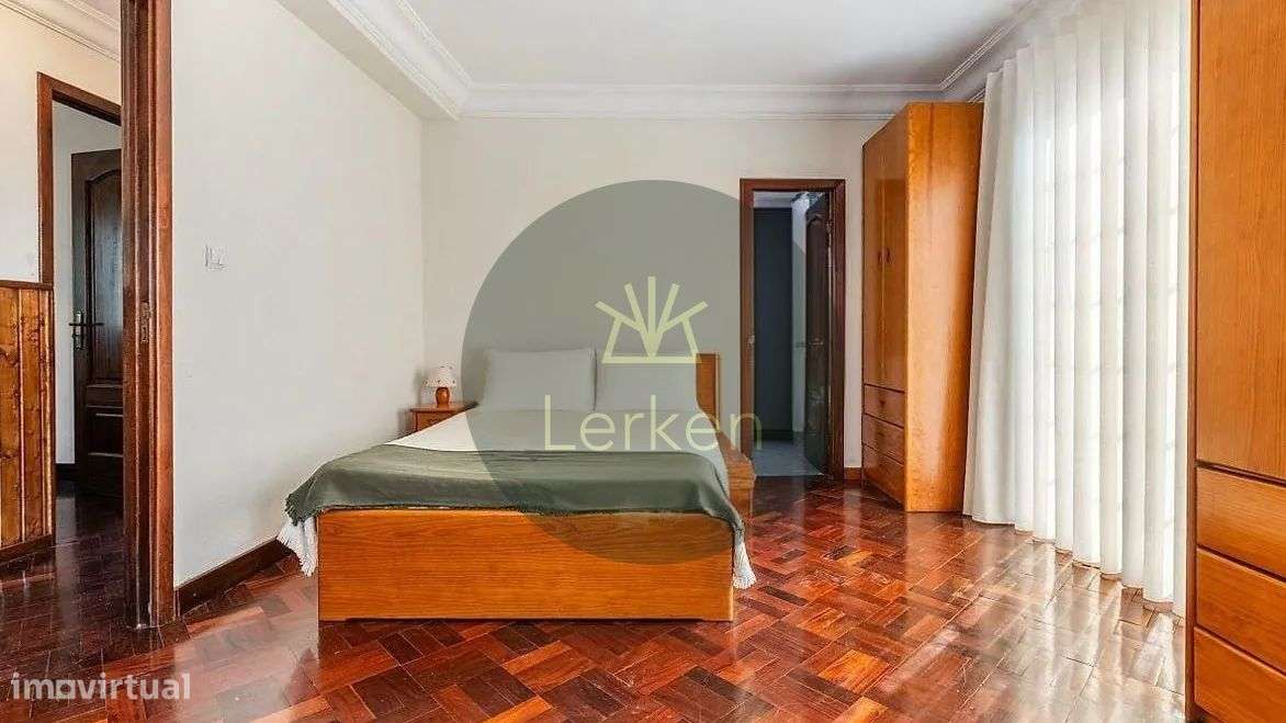 No coração do Gerês Moradia T4 com Jardim e Potencial para turismo-13