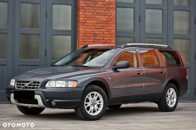 Volvo XC 70 2.4D5 AWD Momentum - 7