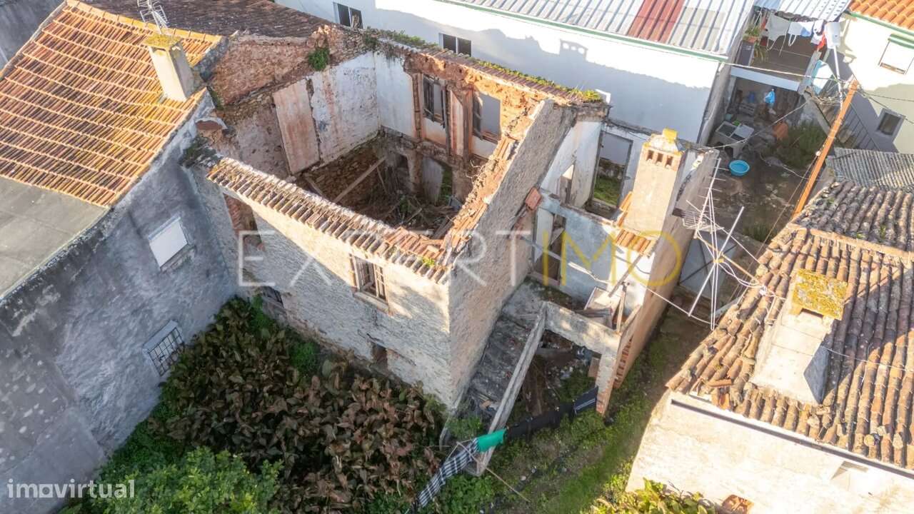 Moradia para reconstruir V3 Almalaguês Coimbra - Grande imagem: 5/9