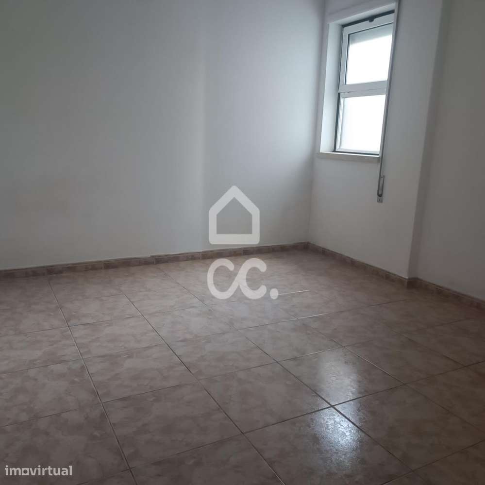 Apartamento para arrendar - Grande imagem: 2/8