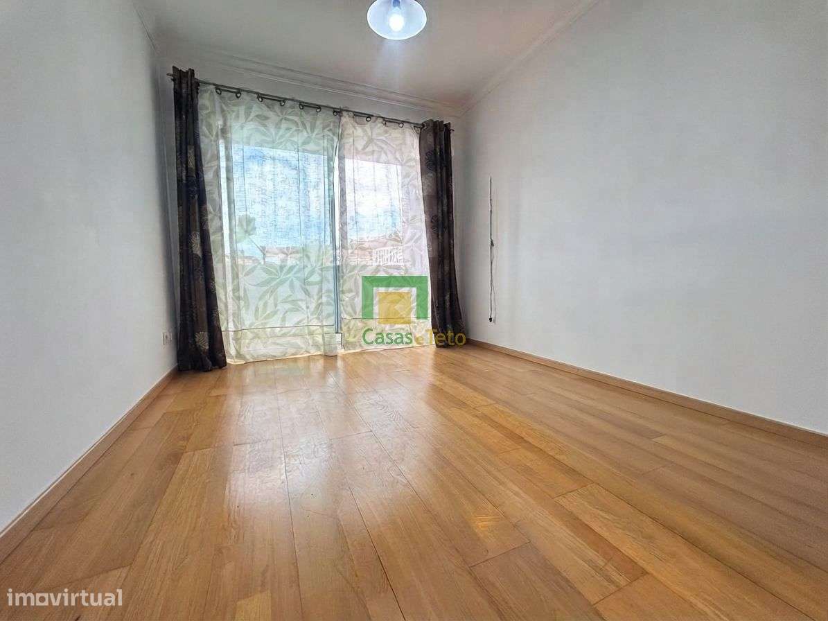 Apartamento T2 Caniço-5