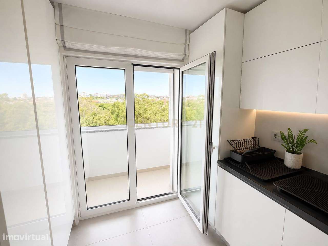 Apartamento T3 moderno e luminoso a 15 minutos da praia | Parede (Casc-6