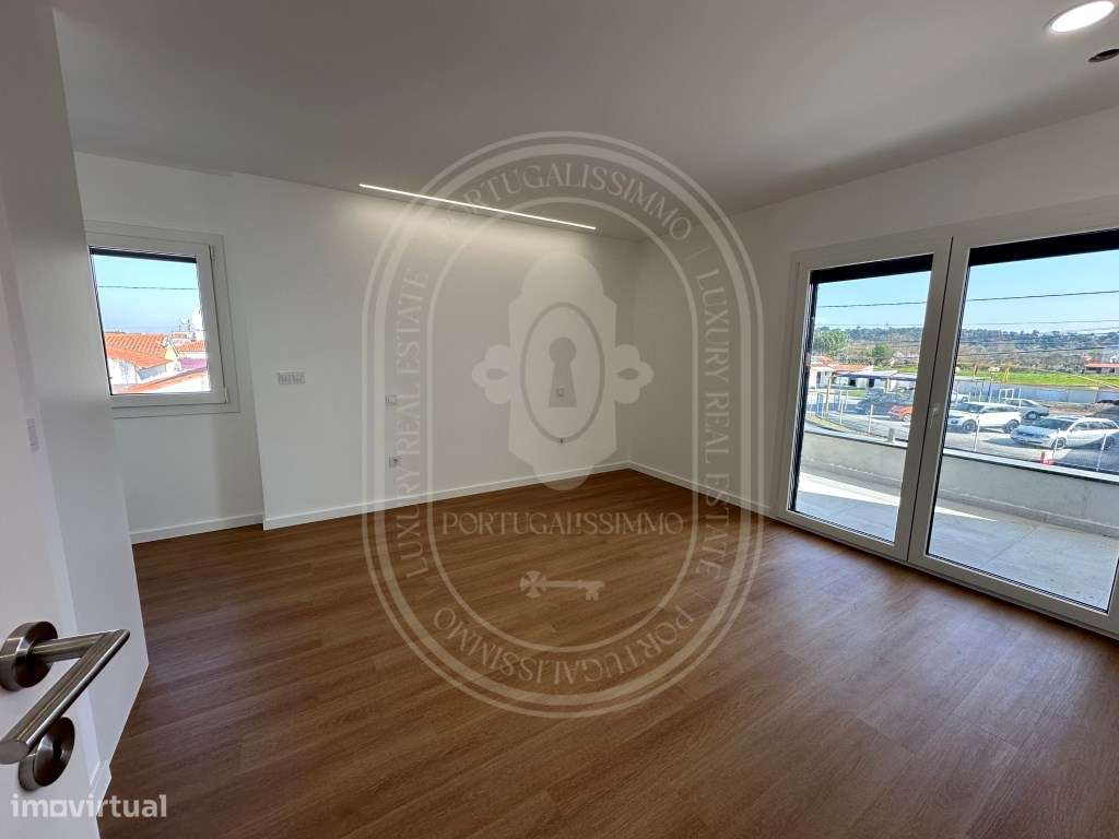 Elegante Moradia Contemporânea T4 - Conforto, Luz e Eficiência Ener...-26