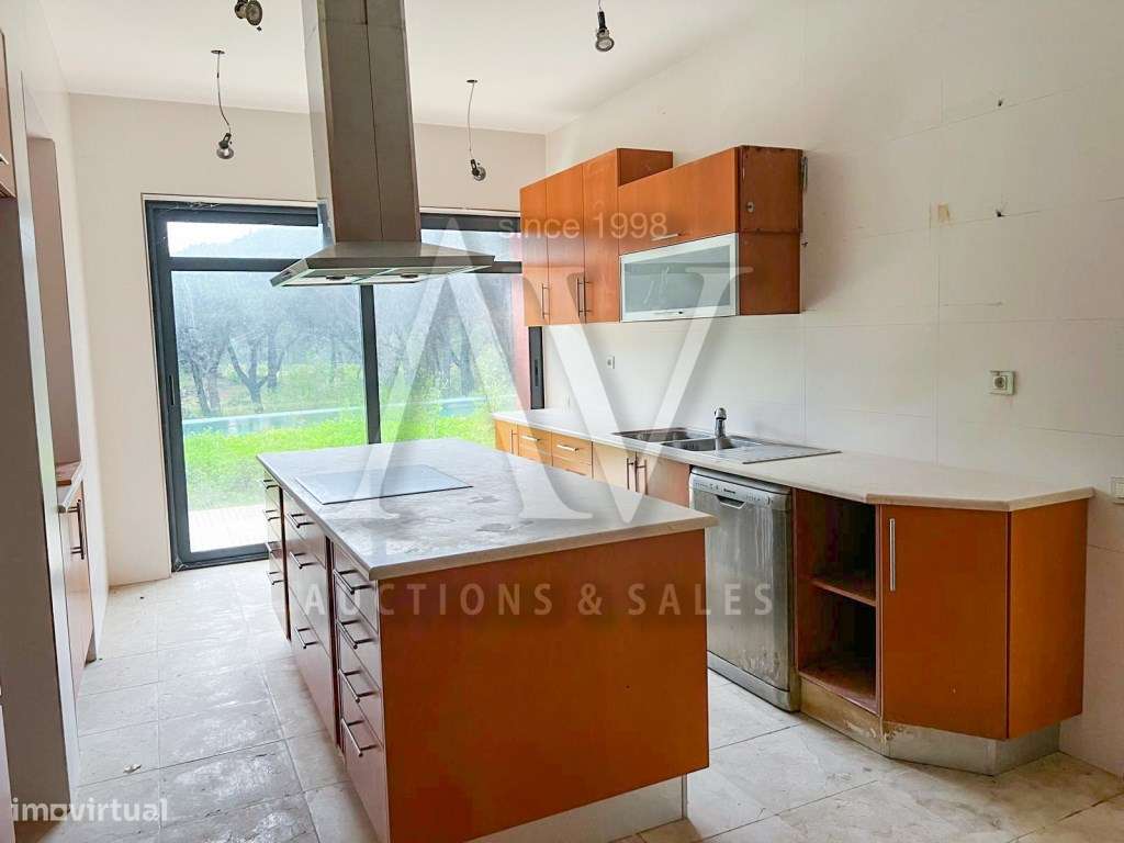 Moradia de luxo| V4 | 500 m da Praia Verde| Golfe-32