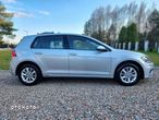 Volkswagen Golf - 6