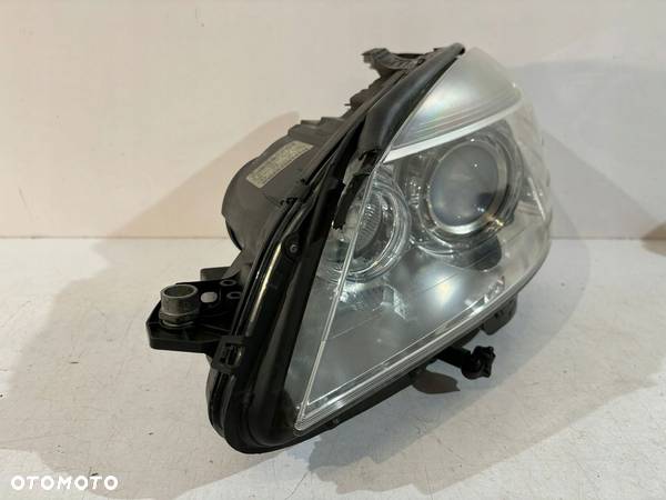 Mercedes C W204 Lampa kompletna Xenon L - 13891 - 3