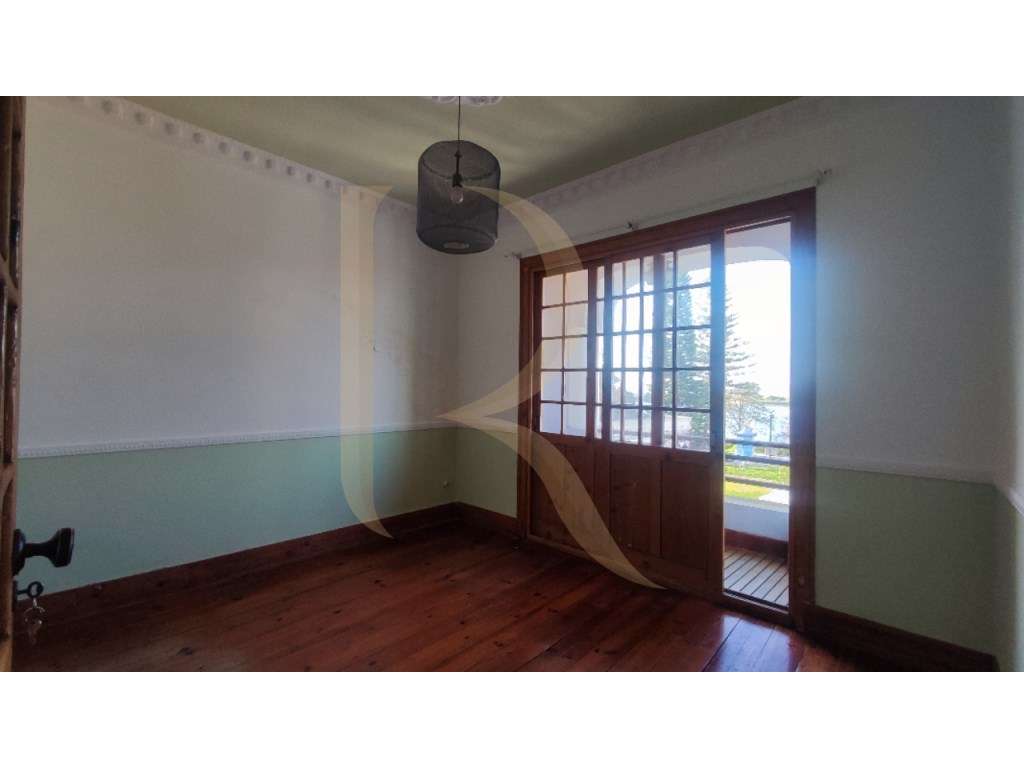 Escritório com varanda no Seixal - Grande imagem: 2/5