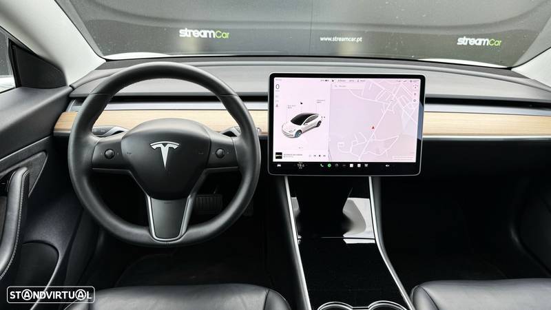 Tesla Model 3 - 15