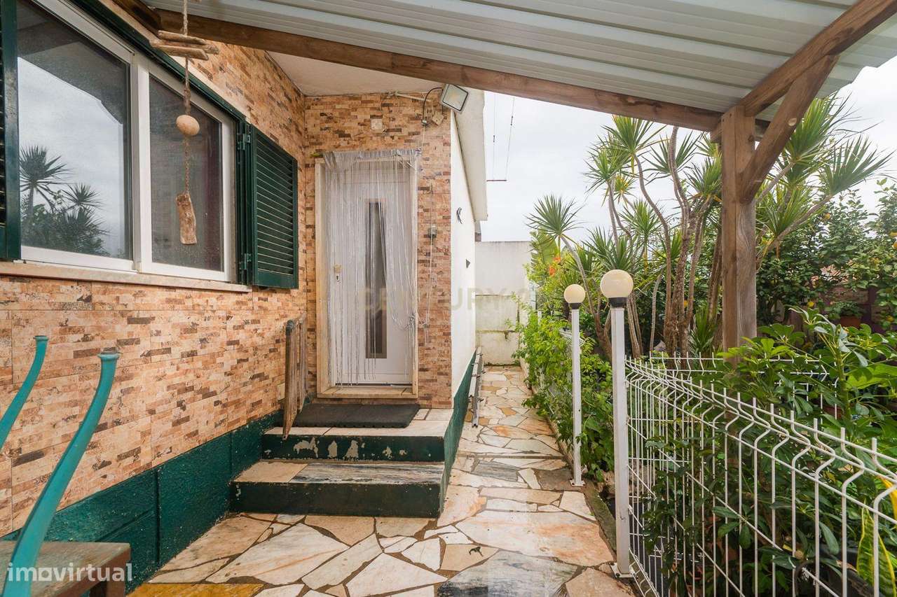 Moradia T3 em São Domingos de Rana-34