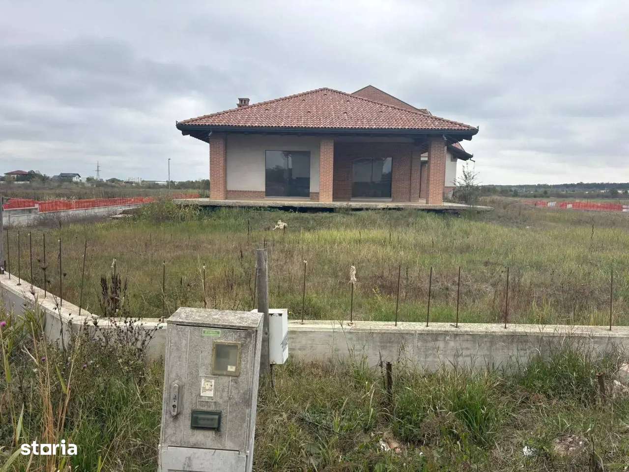 Casa Superba Nefinalizata | 600 m Utili | 2500 m Teren | Padure 100 m - Imagine principală: 1/20