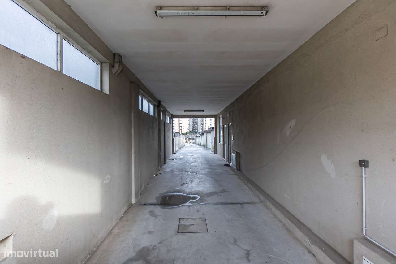 Apartamento T2 com box em Canidelo-17