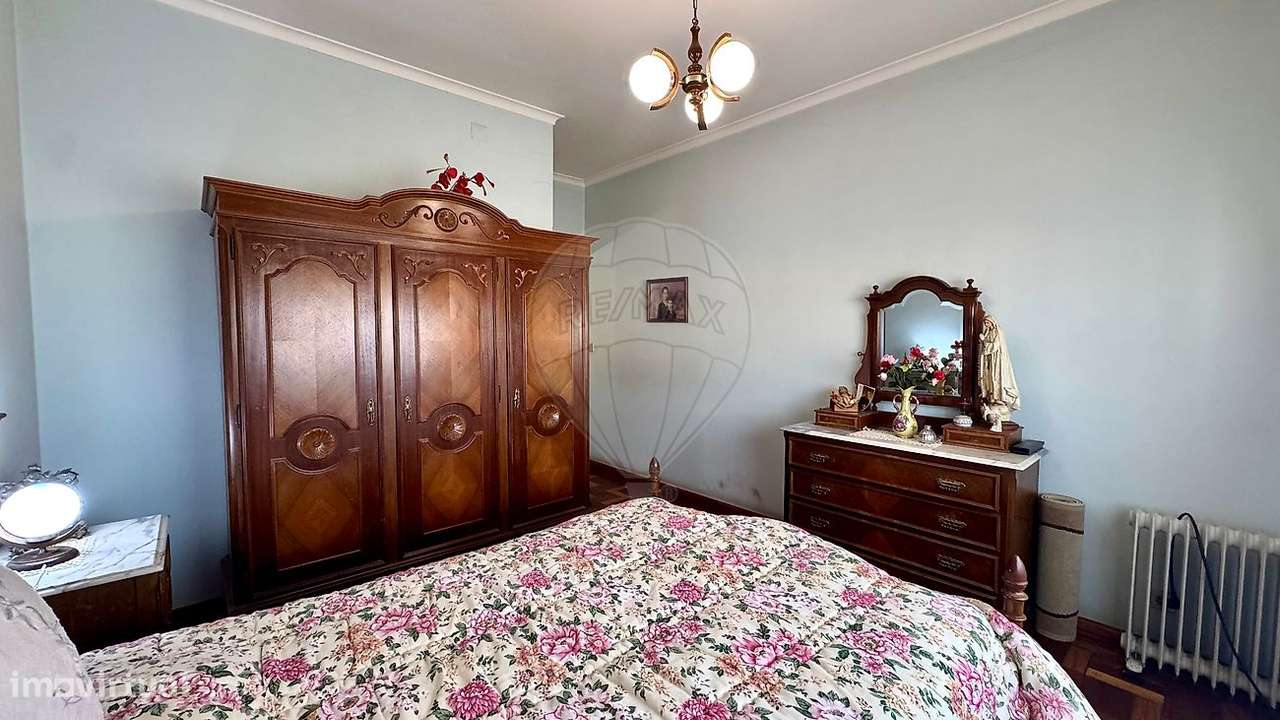 Moradia T4 para venda-24