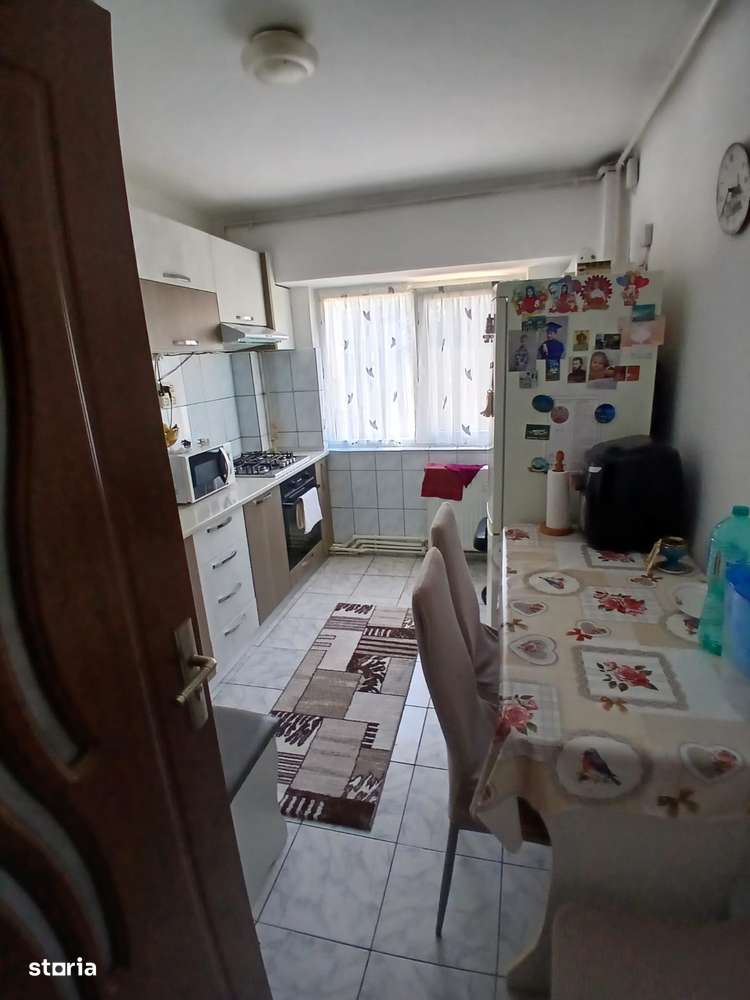 zona CET! 3 camere,dec, 68 mp balcon, mobilat, utilat.-5