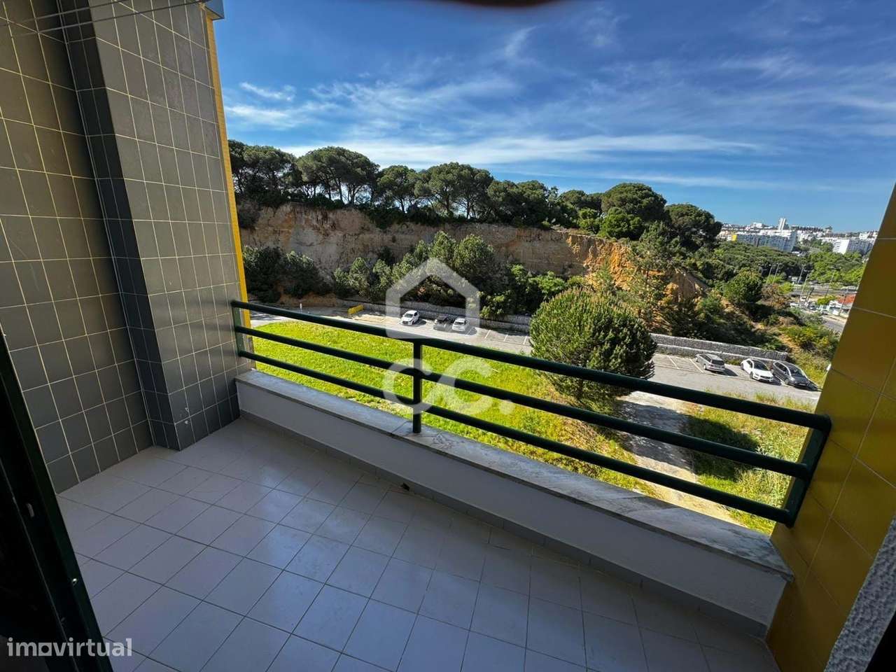 Apartamento T3 com Varanda e Arrecadação em Feijó-9