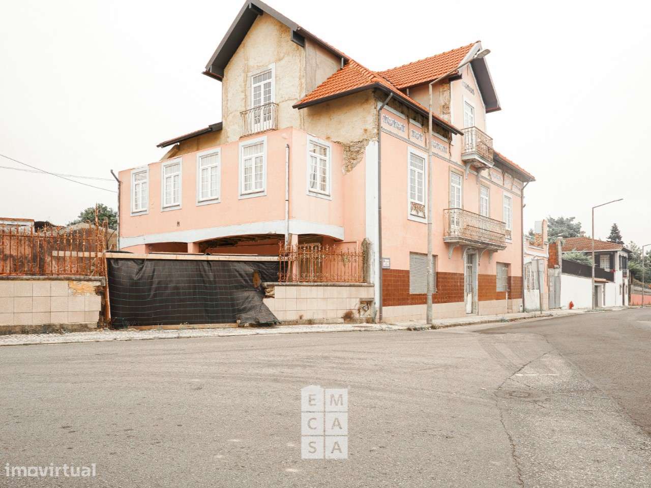 Moradia Isolada T4 Venda em Vila de Cucujães,Oliveira de Azeméis - Grande imagem: 2/32