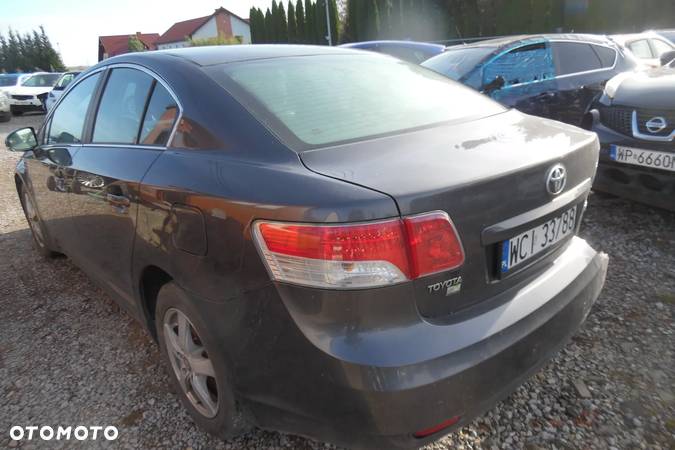 Toyota Avensis 2.0 D-4D Sol - 4