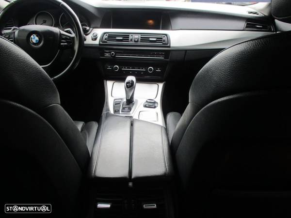 BMW 520 d Auto - 12