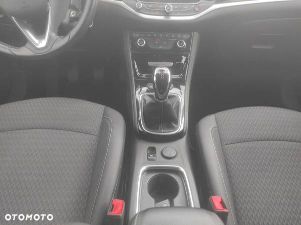 Opel Astra 1.0 Turbo Start/Stop Sports Tourer Business - 19
