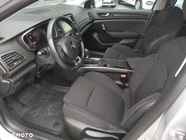 Renault Megane 1.3 TCe FAP Limited EDC - 9