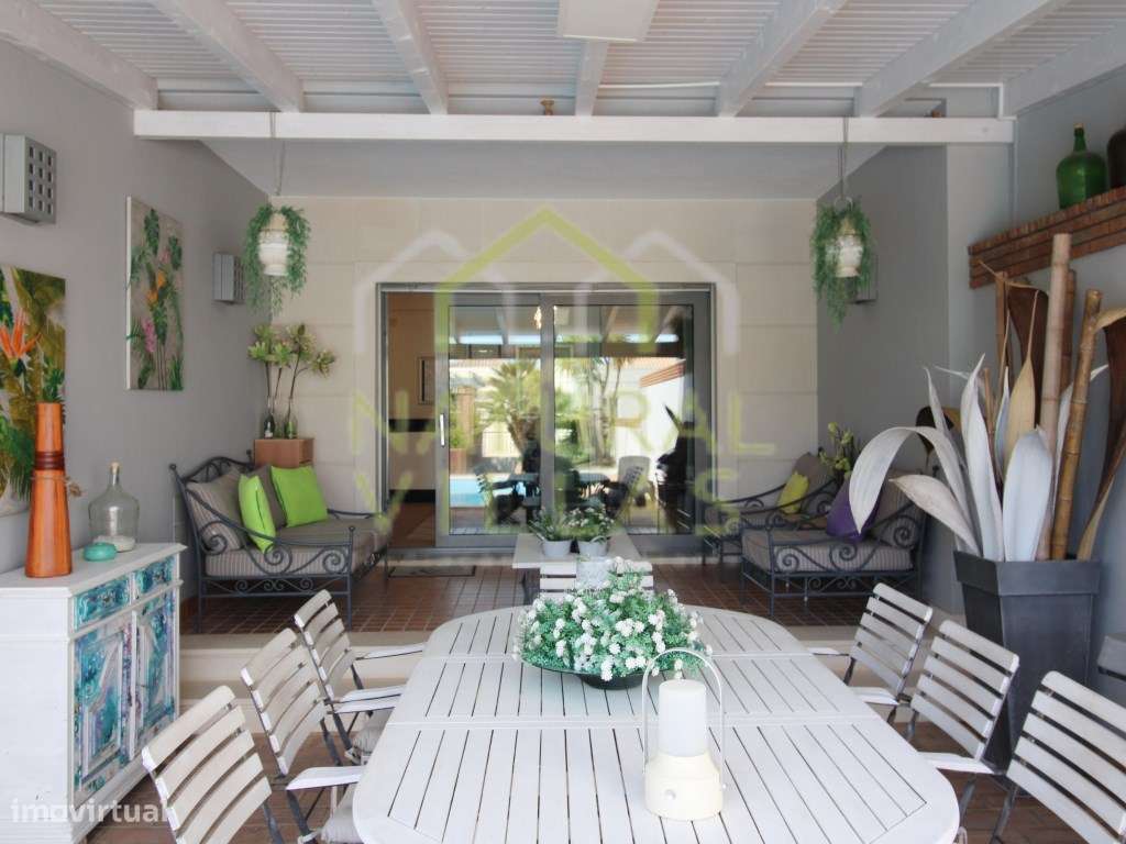Moradia Geminada de Luxo T5 com Piscina Privativa e Garagem, Vilamoura-28