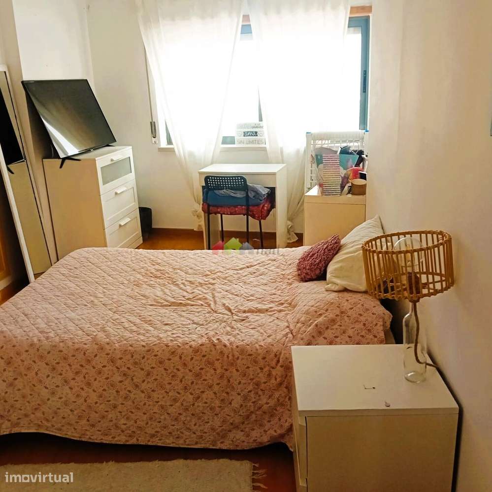 Apartamento T3 com varandas e arrecadação em Alcochete-8