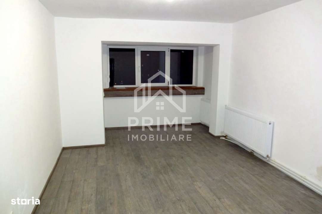 Apartament 4 camere , 90 mp , Zona Cetate - Imagine principală: 2/11