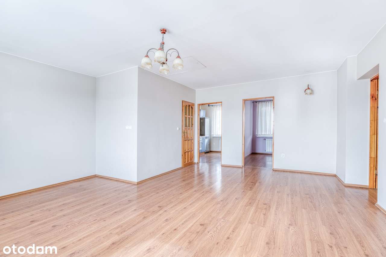 Dom w samym sercu Jarocina – idealny dla jednej lub dwóch rodzin!-6