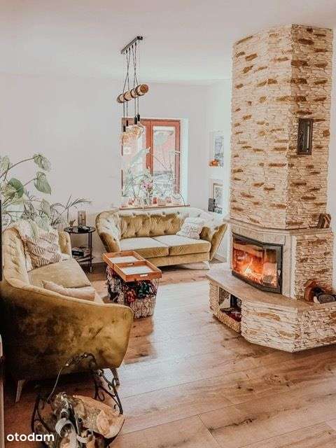 na sprzedaż dom nad jeziorem z linia brzegową-2