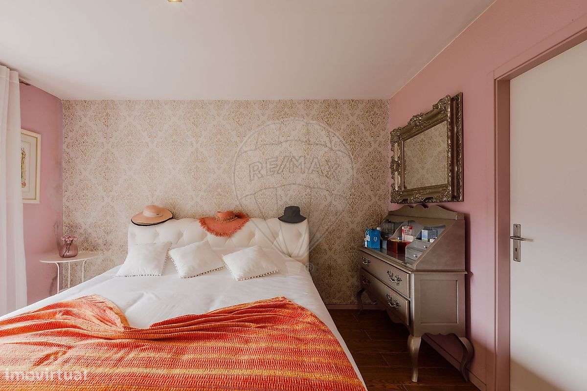 Moradia T8 para venda-32