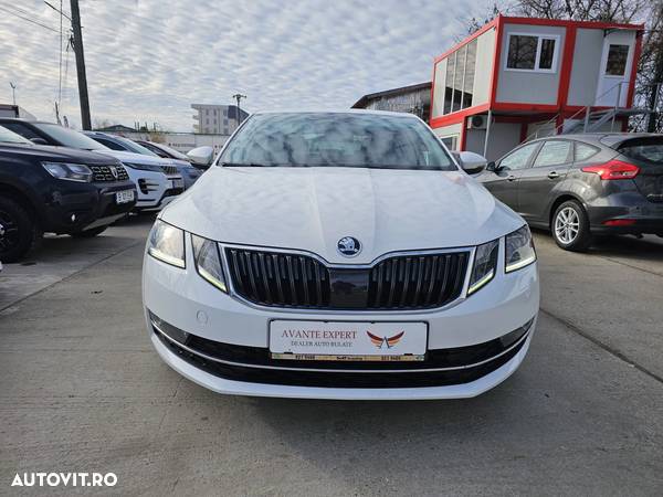 Skoda Octavia 2.0 TDI DSG Style - 2