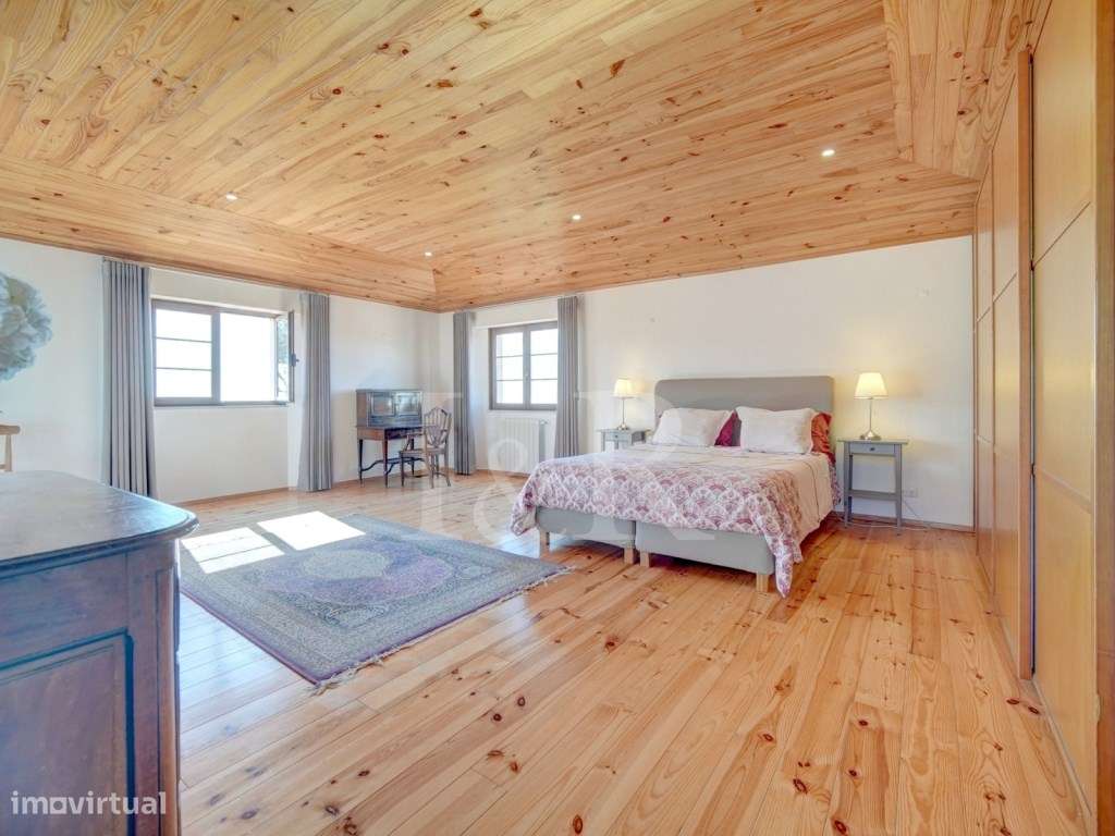 Moradia T2+3 com jardim e vista mar na Azóia, Sintra-29