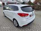 Kia Carens - 4