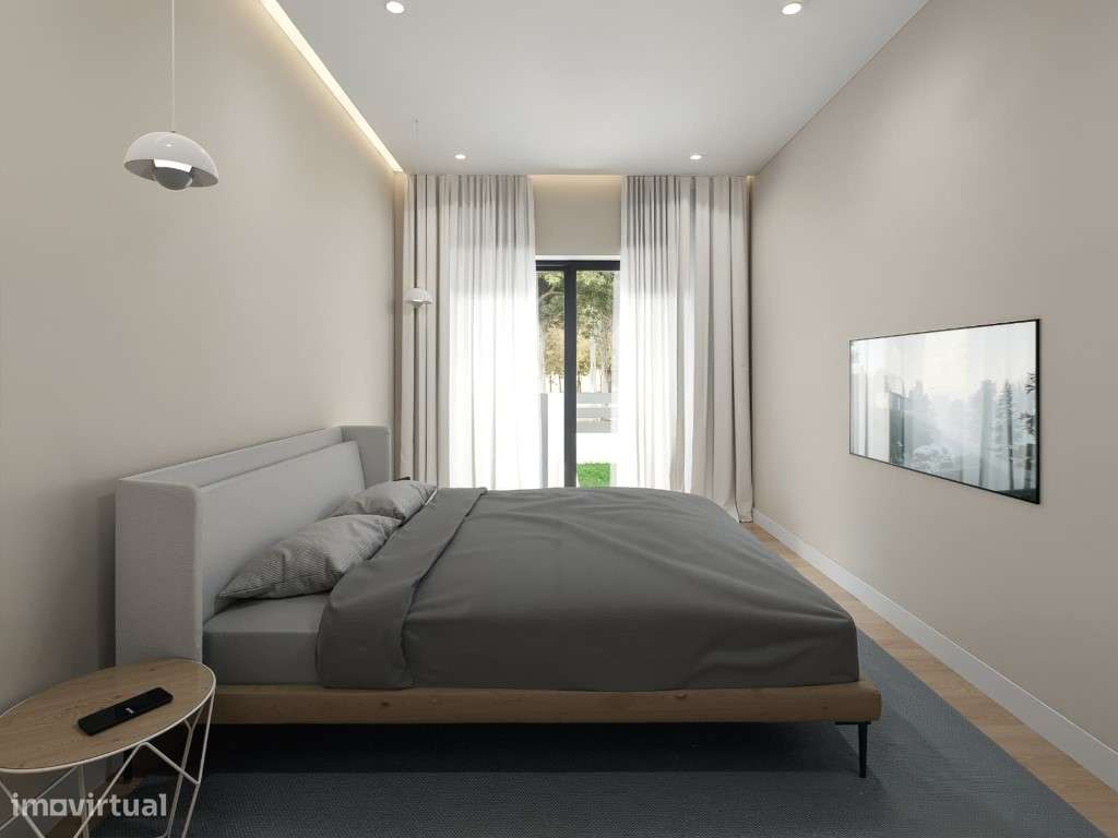 Moradia Geminada Térrea T 2, com piscina e pérgula, excelente local...-12