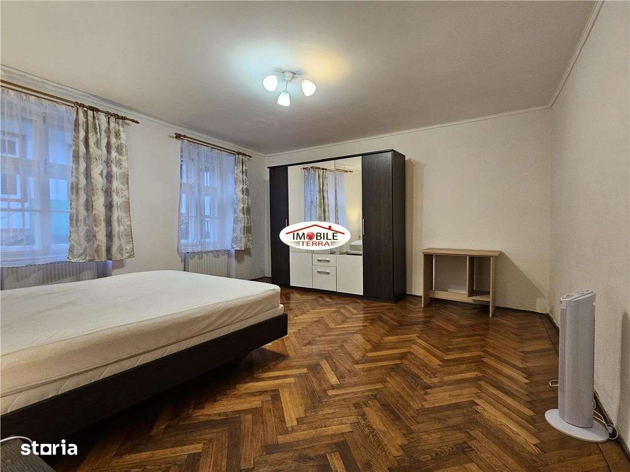 Apartament mobilat la etajul 1 in orasul de jos strada 9 Mai - Sibiu-5