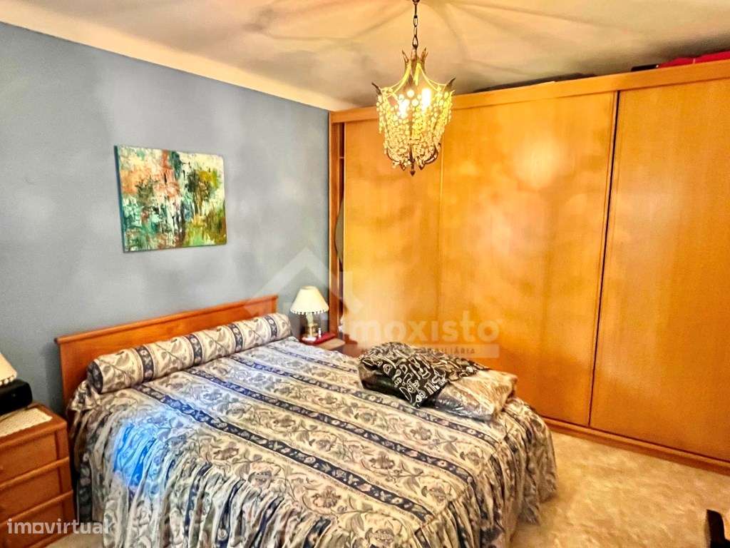 Moradia T4 pronta a habitar em Castanheira de Pera-23