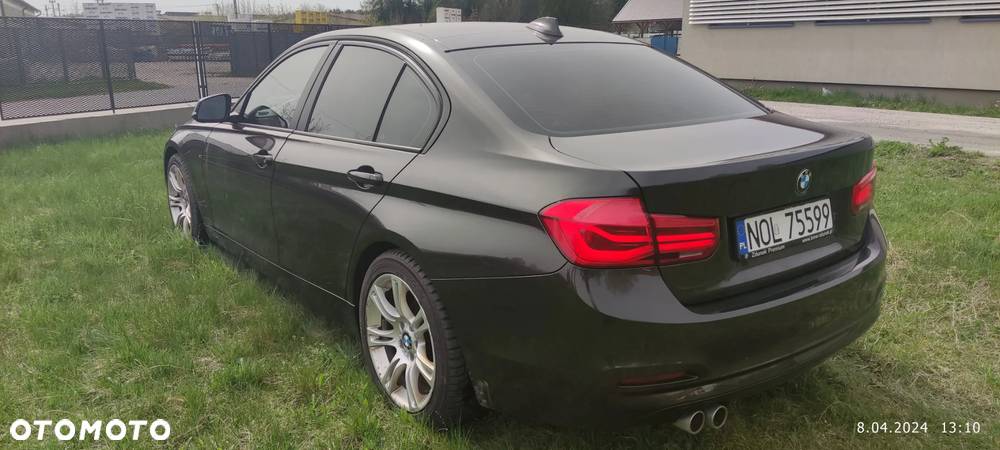 BMW Seria 3 320d Efficient Dynamics Sport - 14