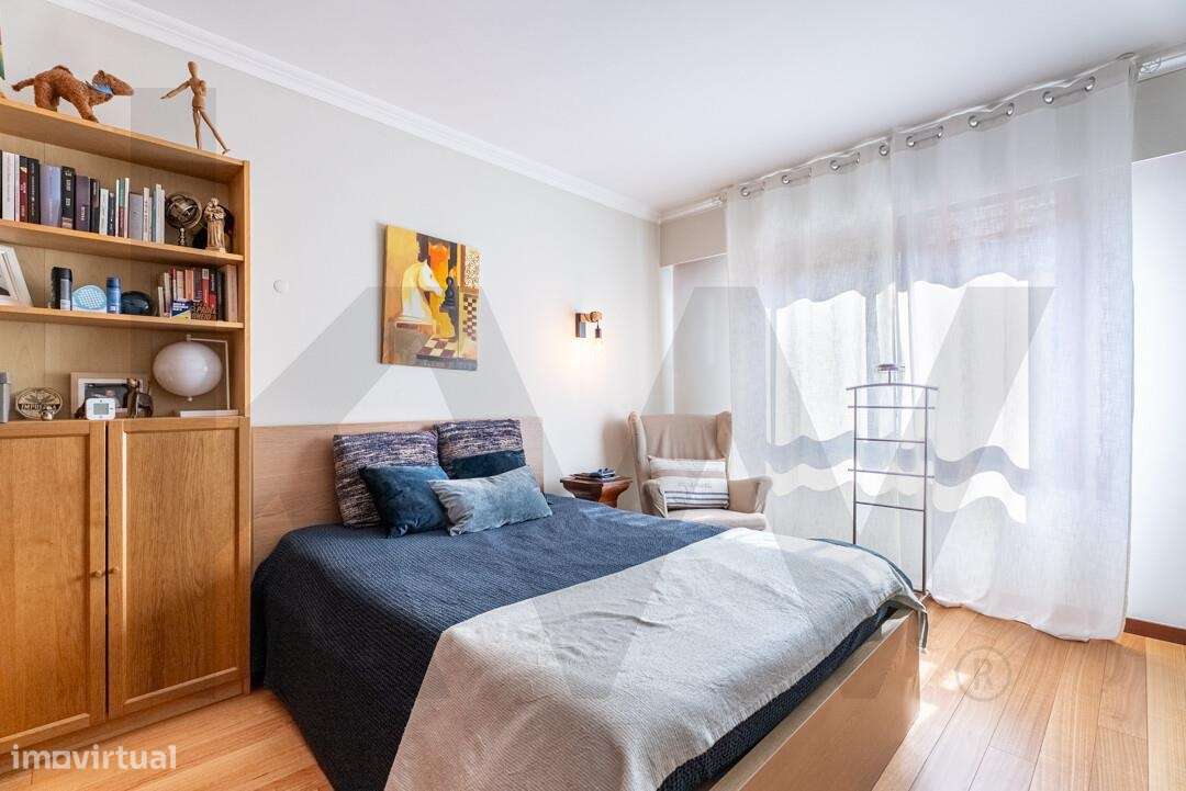 T2 Remodelado com 97 m2 e Garagem | Jardins da Arrábida-17