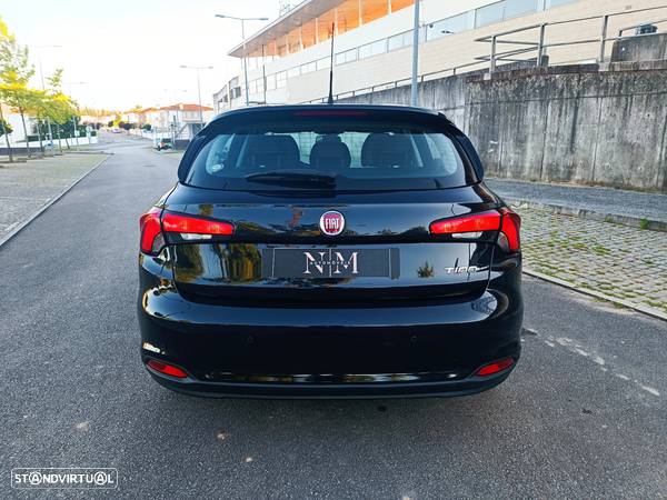 Fiat Tipo 1.6 M-Jet Lounge DCT - 10