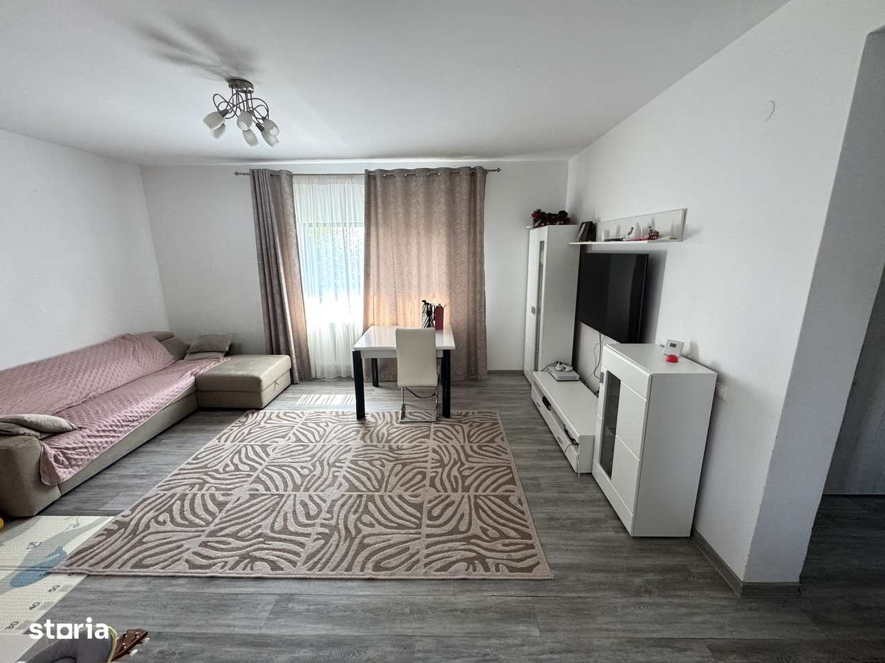 MOBILATA!MAGAZIE!Curte amenajata!Aer Cond!Casa Valea Adanca(Miroslava) - Imagine principală: 5/12