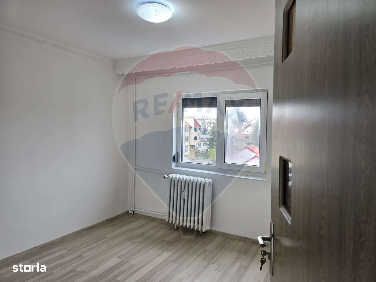 Apartament cu 3 camere de vânzare, strada Pictor Aman - Imagine principală: 4/8