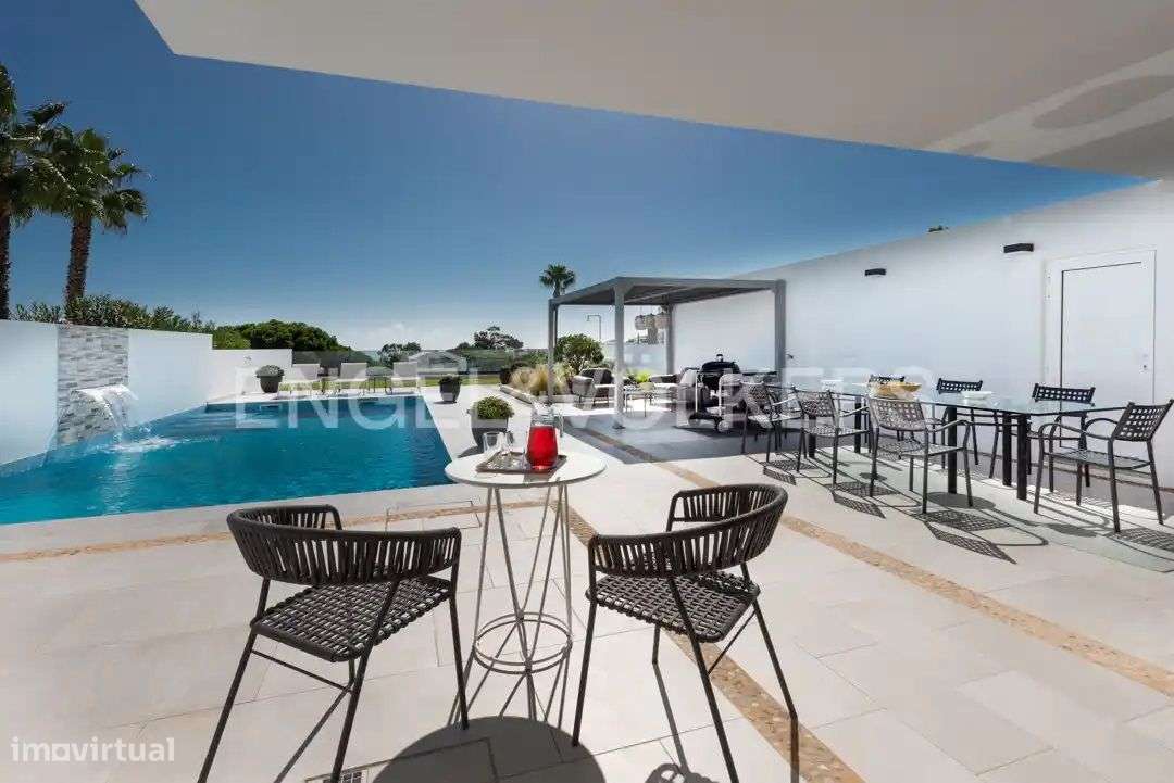 Moradia deslumbrante com vista mar espetacular, a poucos minutos a pé - Grande imagem: 3/22